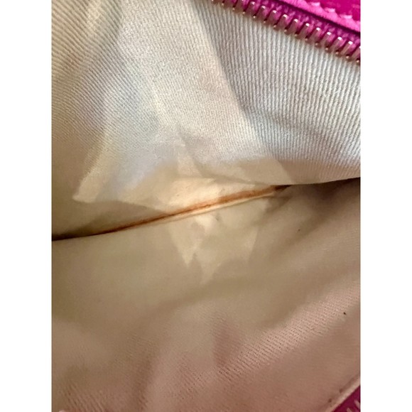 Valentino Garavani Vitello Medium Rockstud Tote in Pink - Picture 12 of 14